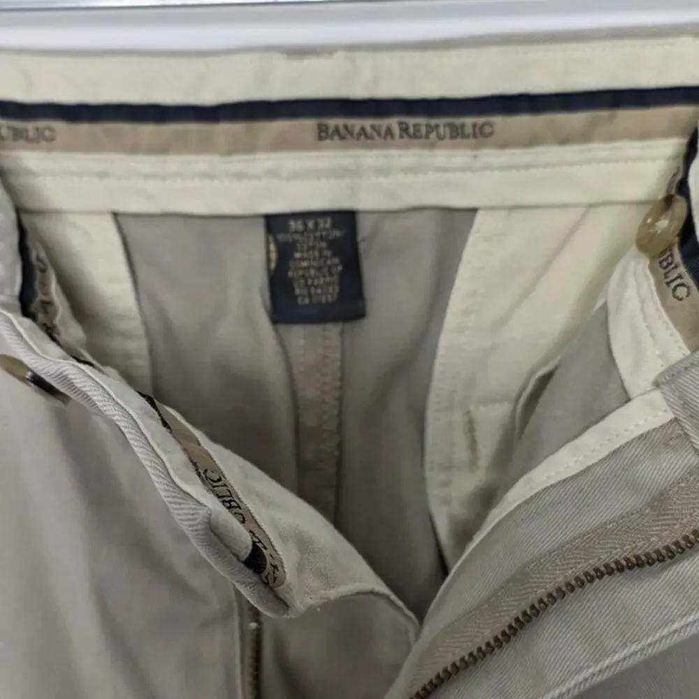 Banana Republic Men's 100% Cotton Straight Chino Khaki Pants Flat Front 36 X 32